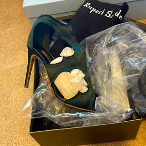 Rupert Sanderson green velvet heels size 39